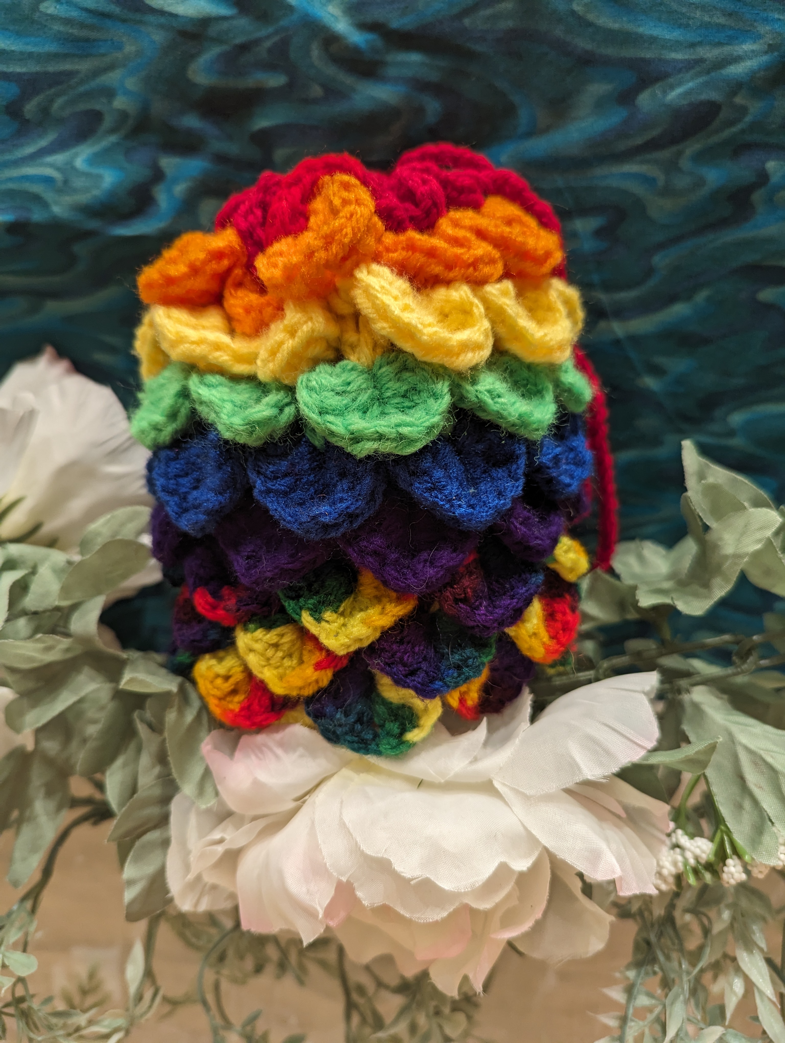 ../assets/images/gallery/pride-bag-flower.jpg